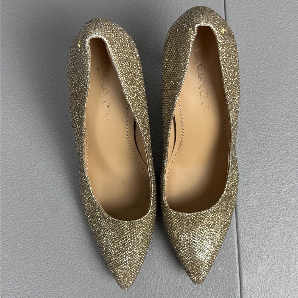 Coach Addie Gold Metallic Pumps. Size 7.5. - Picture 6 of 14